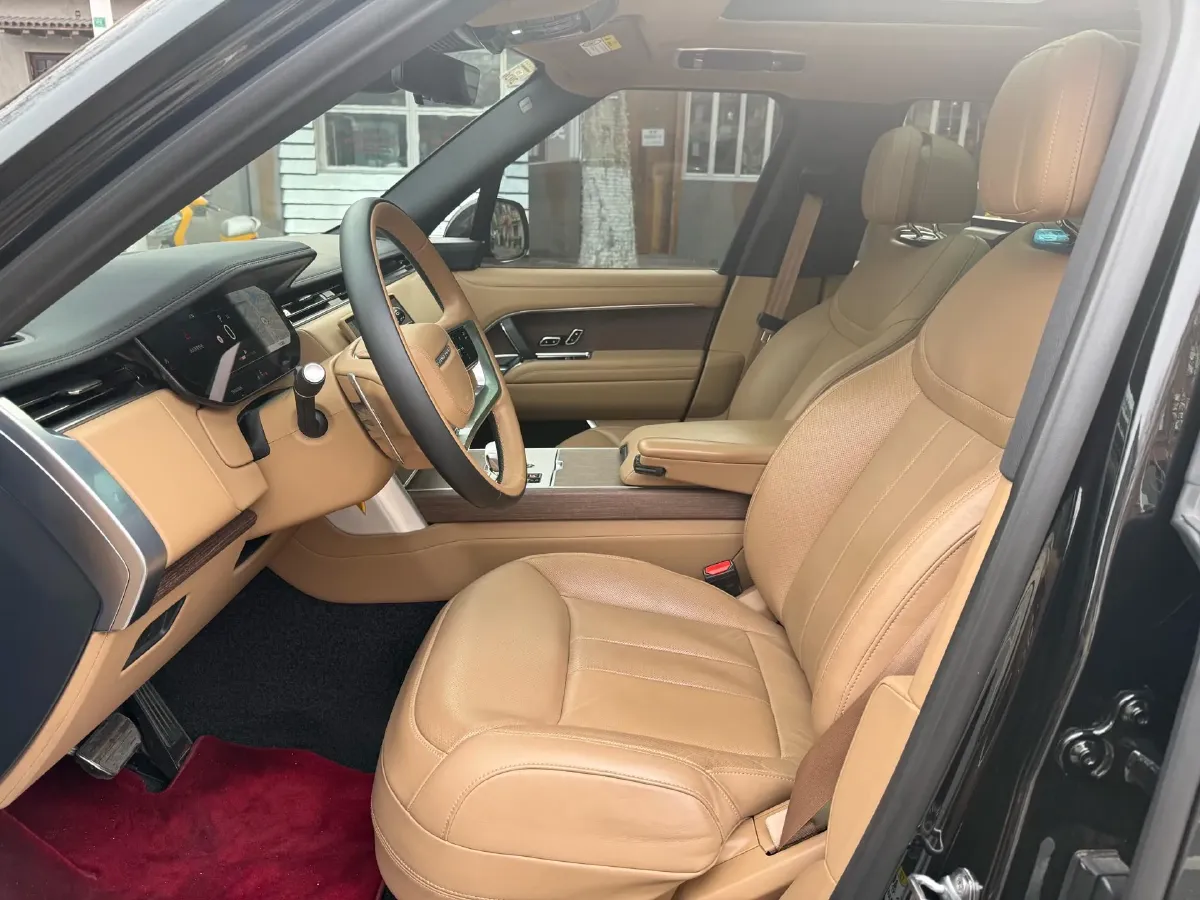 2024 Land Rover Range Rover 3.0T 400HP L6 8AT,autocango,china used car exporter,china ev exporter,chinese used car exporter,chinese used ev exporter