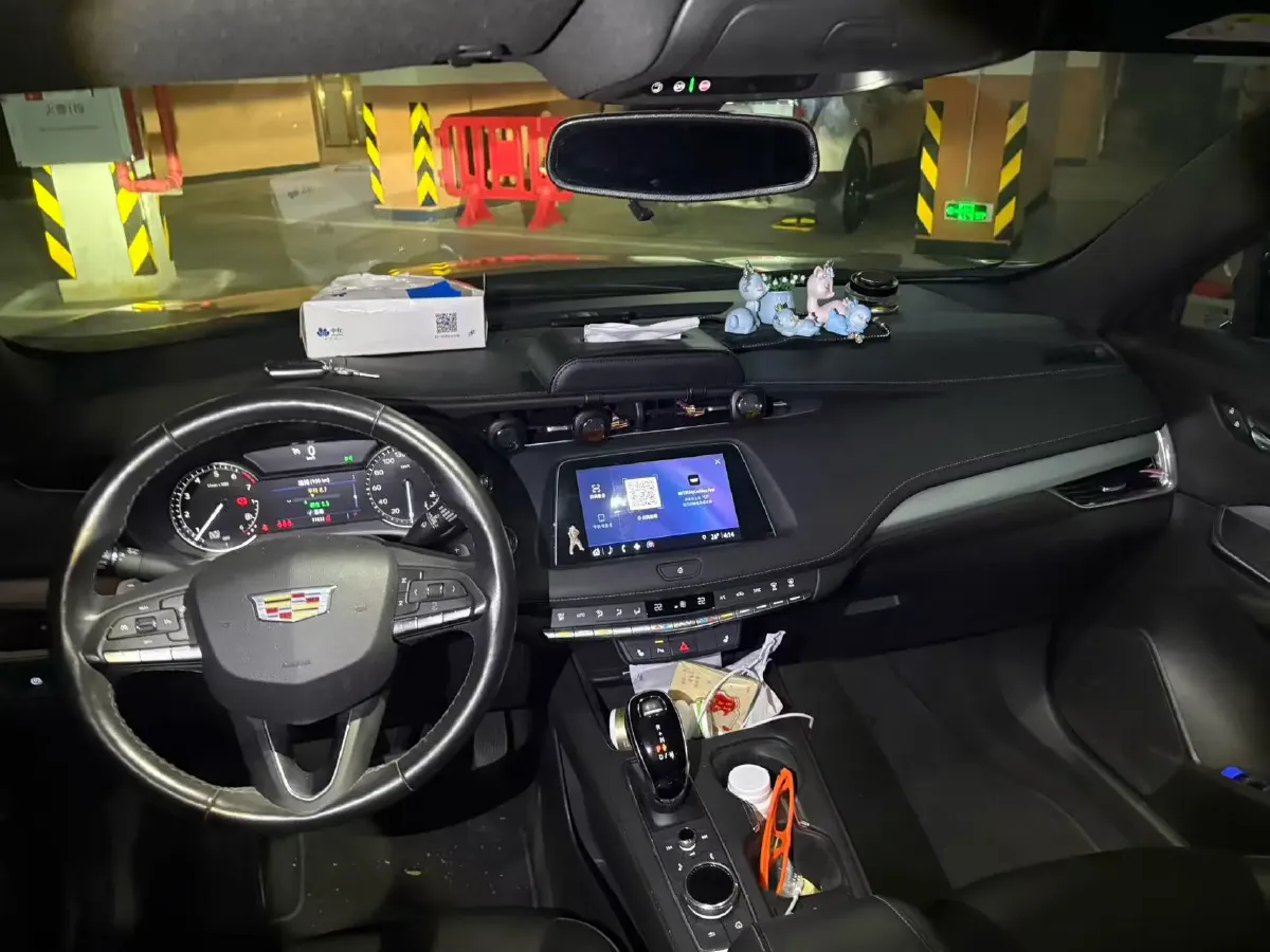 2021 Cadillac XT4 2.0T 237HP L4 9AT,autocango,china used car exporter,china ev exporter,chinese used car exporter,chinese used ev exporter