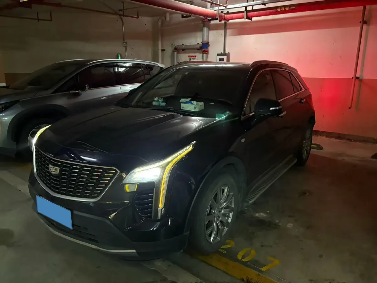 2021 Cadillac XT4 2.0T 237HP L4 9AT,autocango,china used car exporter,china ev exporter,chinese used car exporter,chinese used ev exporter