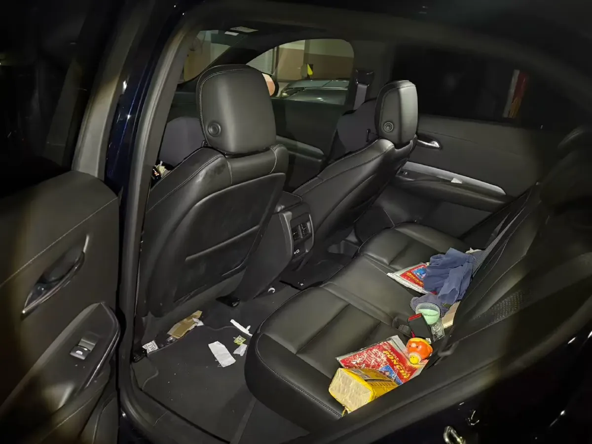 2021 Cadillac XT4 2.0T 237HP L4 9AT,autocango,china used car exporter,china ev exporter,chinese used car exporter,chinese used ev exporter