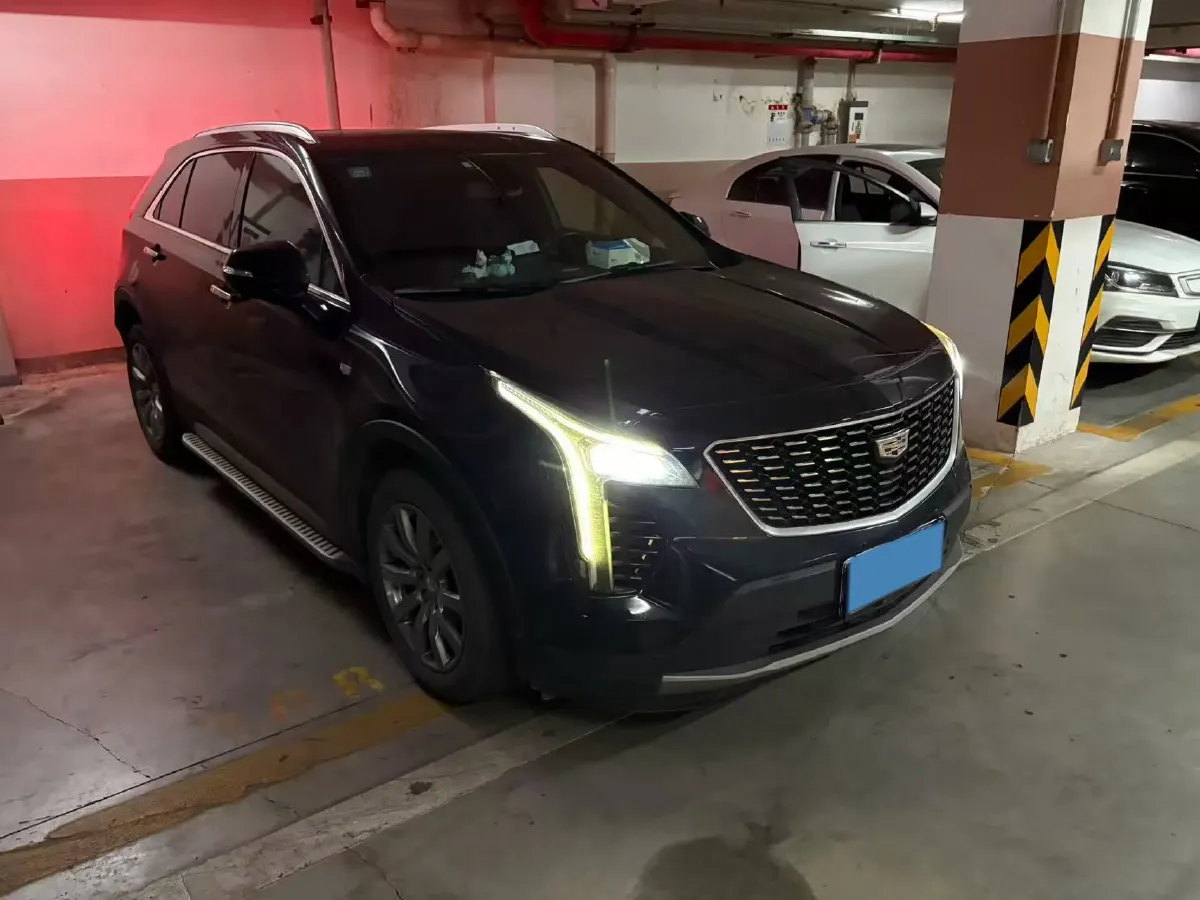 2021 Cadillac XT4 2.0T 237HP L4 9AT,autocango,china used car exporter,china ev exporter,chinese used car exporter,chinese used ev exporter
