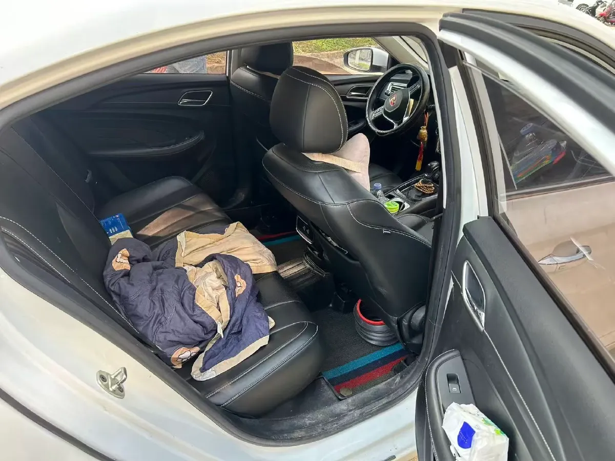 2020 Roewe i5 1.5L 120HP L4 CVT,autocango,china used car exporter,china ev exporter,chinese used car exporter,chinese used ev exporter