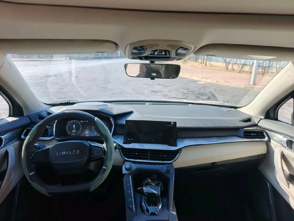 2022 Roewe i6 MAX BEV 61.1KWH,autocango,china used car exporter,china ev exporter,chinese used car exporter,chinese used ev exporter