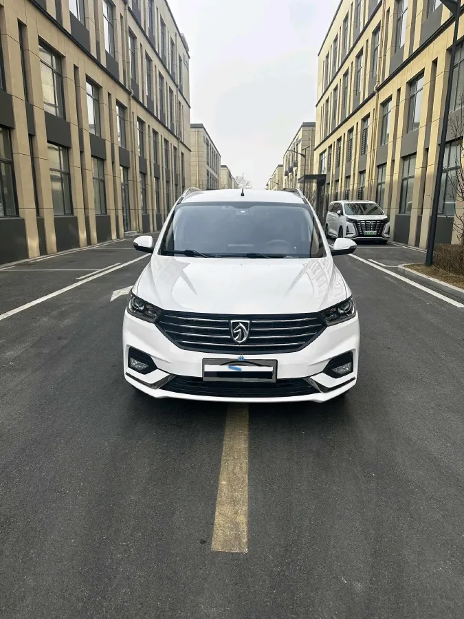 2018 BaoJun 360 1.5L 112HP L4 6MT,autocango,china used car exporter,china ev exporter,chinese used car exporter,chinese used ev exporter