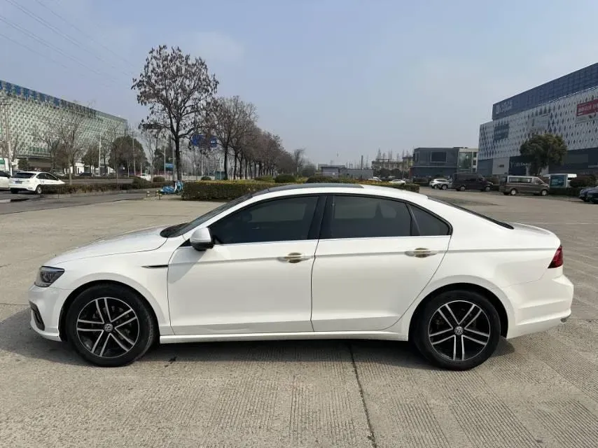 2021 Volkswagen Lamando 1.4T 150HP L4 7DCT,autocango,china used car exporter,china ev exporter,chinese used car exporter,chinese used ev exporter