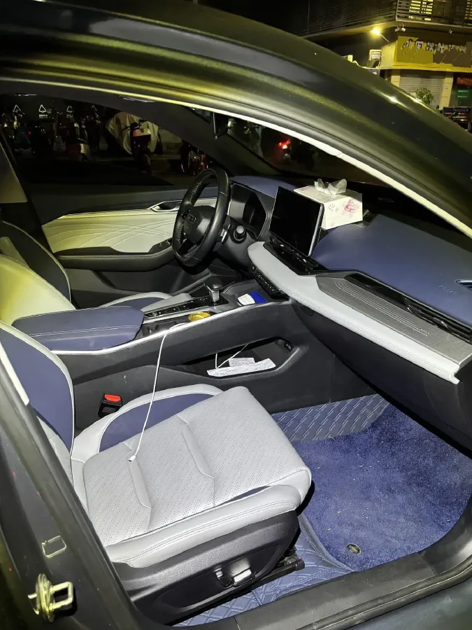 2021 Geely Preface 2.0T 190HP L4 7DCT,autocango,china used car exporter,china ev exporter,chinese used car exporter,chinese used ev exporter