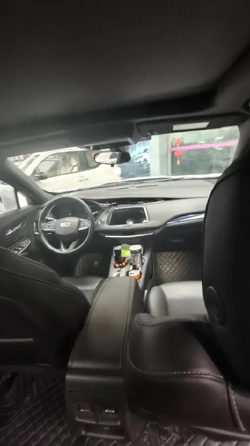 2023 Cadillac XT4 2.0T 237HP L4 9AT,autocango,china used car exporter,china ev exporter,chinese used car exporter,chinese used ev exporter