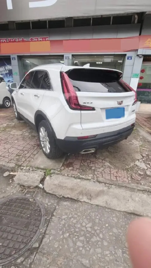 2023 Cadillac XT4 2.0T 237HP L4 9AT,autocango,china used car exporter,china ev exporter,chinese used car exporter,chinese used ev exporter