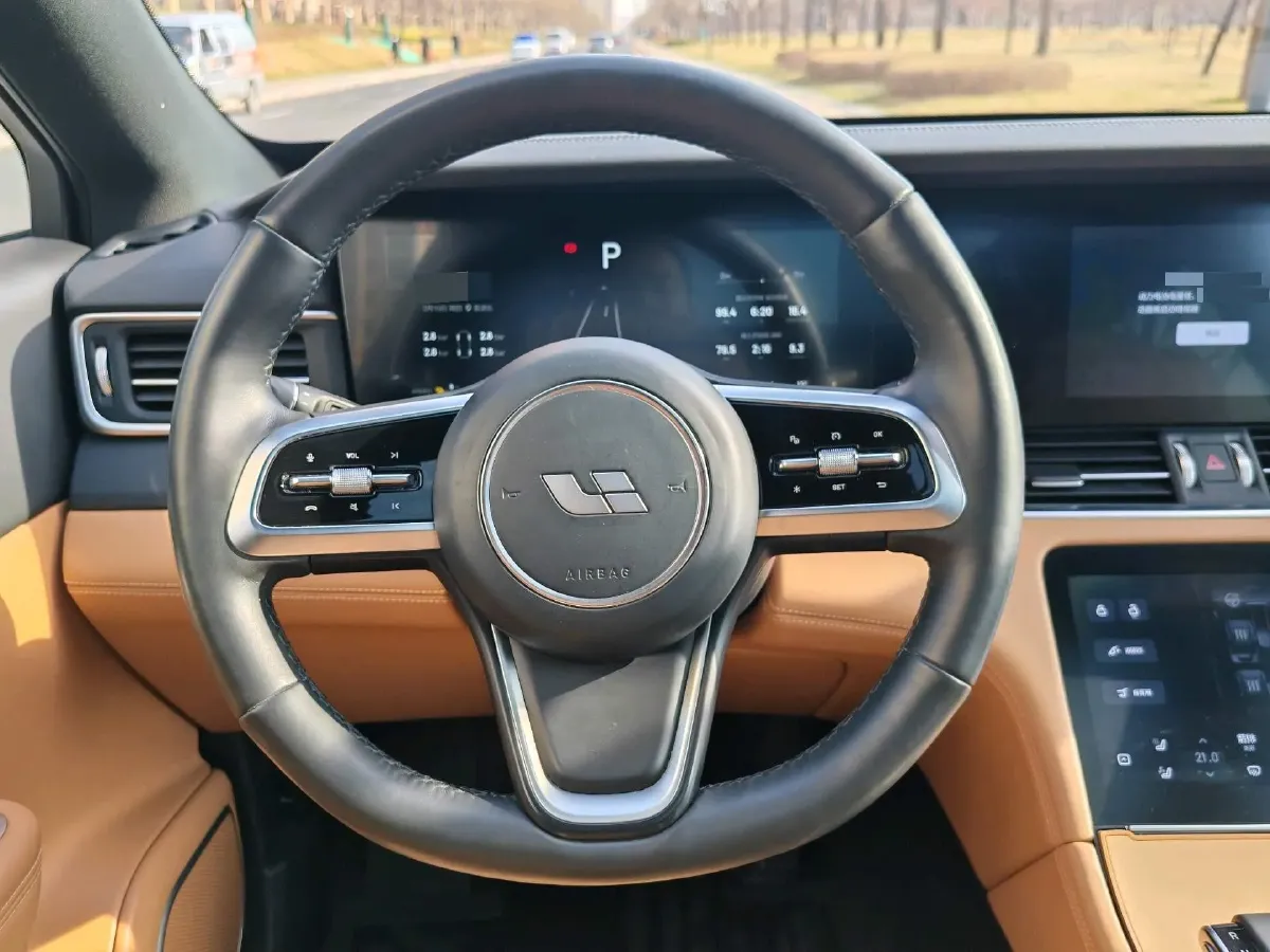 2021 Li ONE Range Extended 131HP REEV 40.5KWH,autocango,china used car exporter,china ev exporter,chinese used car exporter,chinese used ev exporter