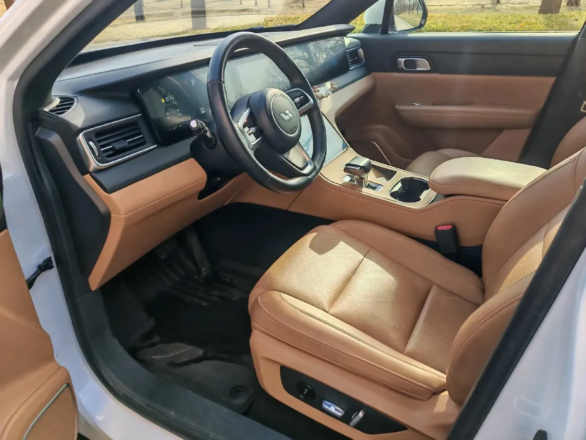 2021 Li ONE Range Extended 131HP REEV 40.5KWH,autocango,china used car exporter,china ev exporter,chinese used car exporter,chinese used ev exporter