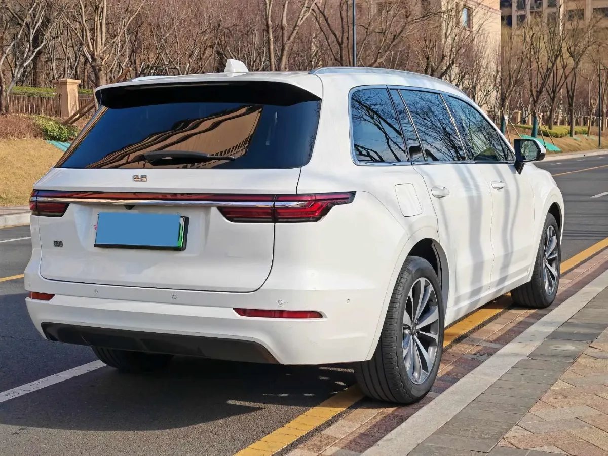 2021 Li ONE Range Extended 131HP REEV 40.5KWH,autocango,china used car exporter,china ev exporter,chinese used car exporter,chinese used ev exporter