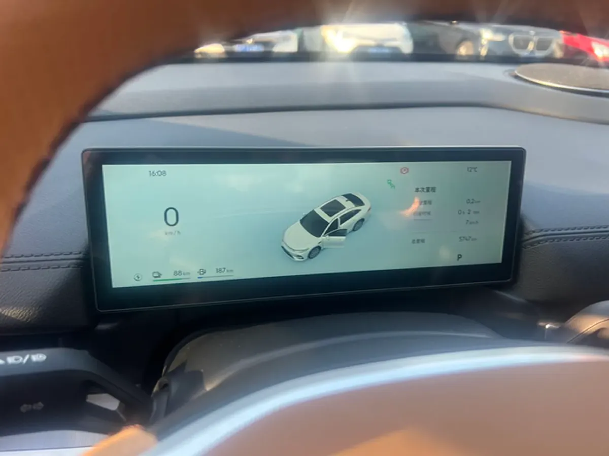 2025 Geely Galaxy A7 1.5L 112HP L4 1DHT PHEV,autocango,china used car exporter,china ev exporter,chinese used car exporter,chinese used ev exporter