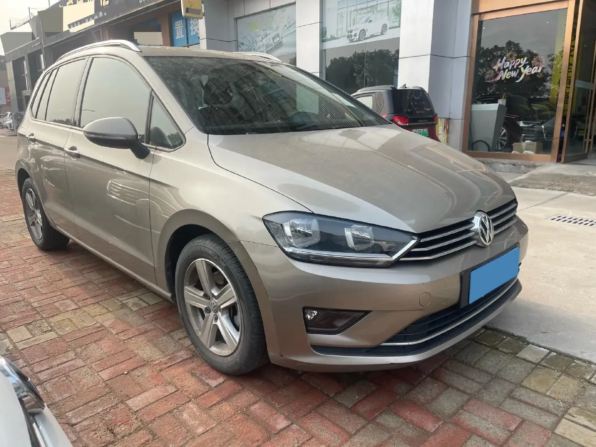 2016 Volkswagen Golf Sportsvan 1.6L 110HP L4 6AT,autocango,china used car exporter,china ev exporter,chinese used car exporter,chinese used ev exporter