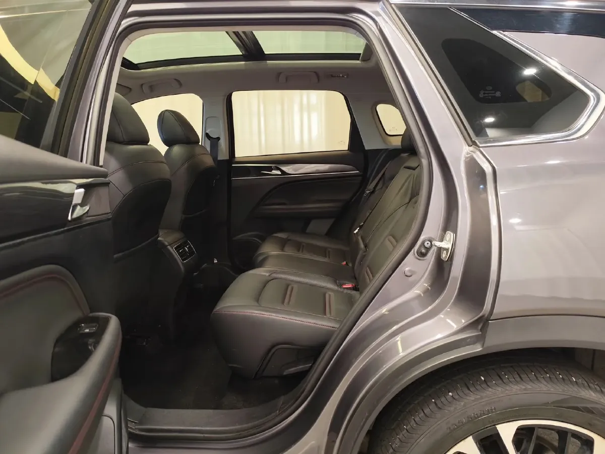 2022 GAC Trumpchi GS4 Plus 1.5T 169HP L4 6AT,autocango,china used car exporter,china ev exporter,chinese used car exporter,chinese used ev exporter