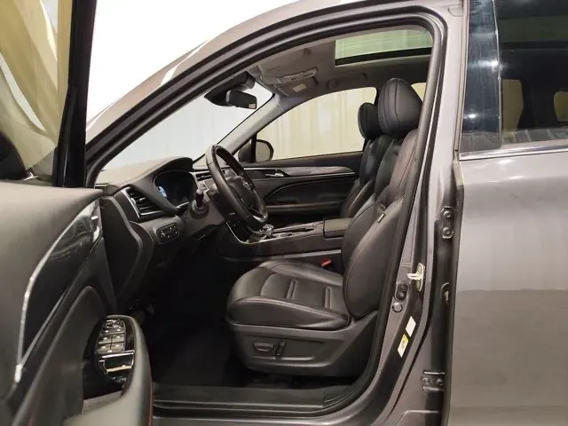 2022 GAC Trumpchi GS4 Plus 1.5T 169HP L4 6AT,autocango,china used car exporter,china ev exporter,chinese used car exporter,chinese used ev exporter