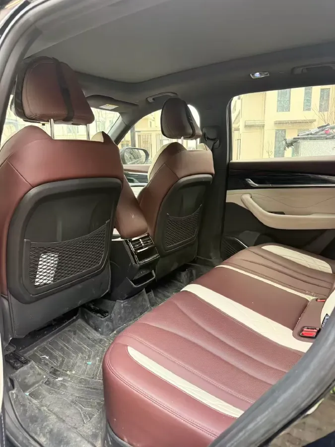 2024 Geely Monjaro 2.0T 238HP L4 8AT,autocango,china used car exporter,china ev exporter,chinese used car exporter,chinese used ev exporter