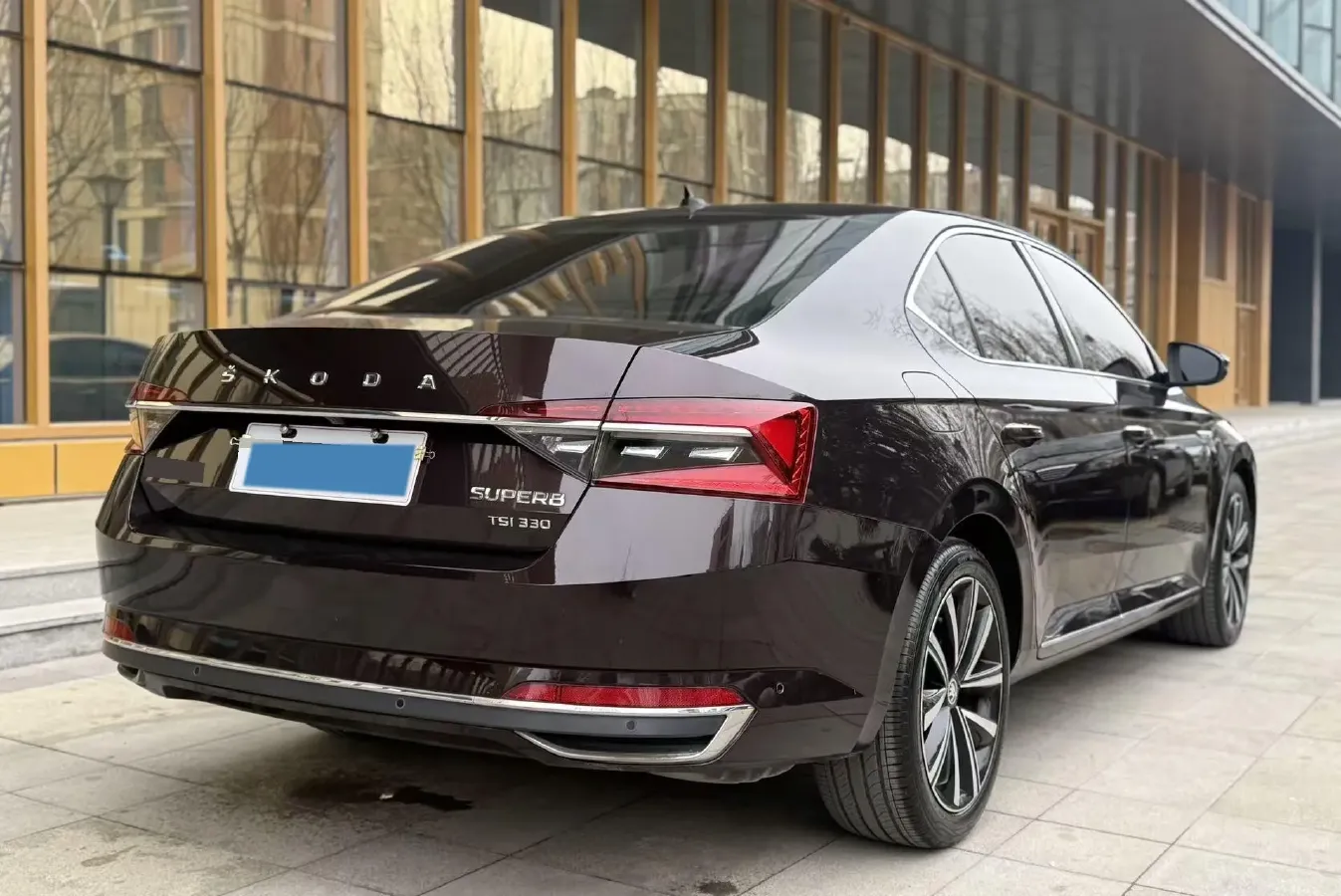 2019 Skoda Superb 2.0T 186HP L4 7DCT,autocango,china used car exporter,china ev exporter,chinese used car exporter,chinese used ev exporter