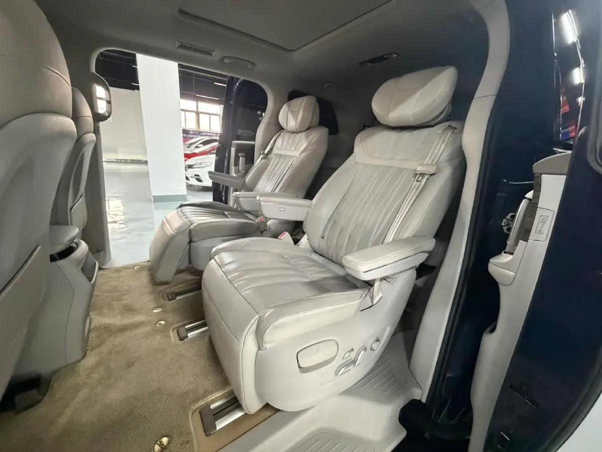 2022 Roewe iMAX8 BEV 90KWH,autocango,china used car exporter,china ev exporter,chinese used car exporter,chinese used ev exporter