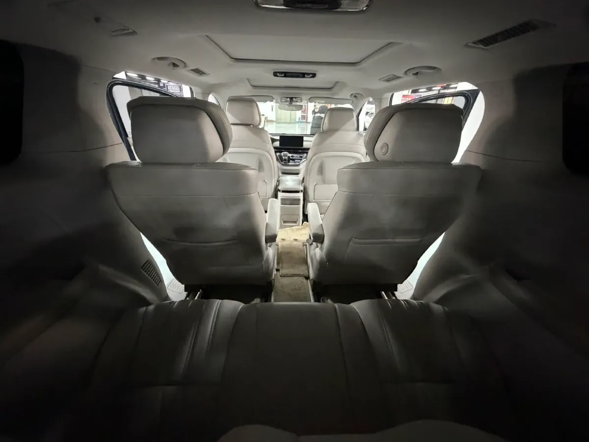 2022 Roewe iMAX8 BEV 90KWH,autocango,china used car exporter,china ev exporter,chinese used car exporter,chinese used ev exporter