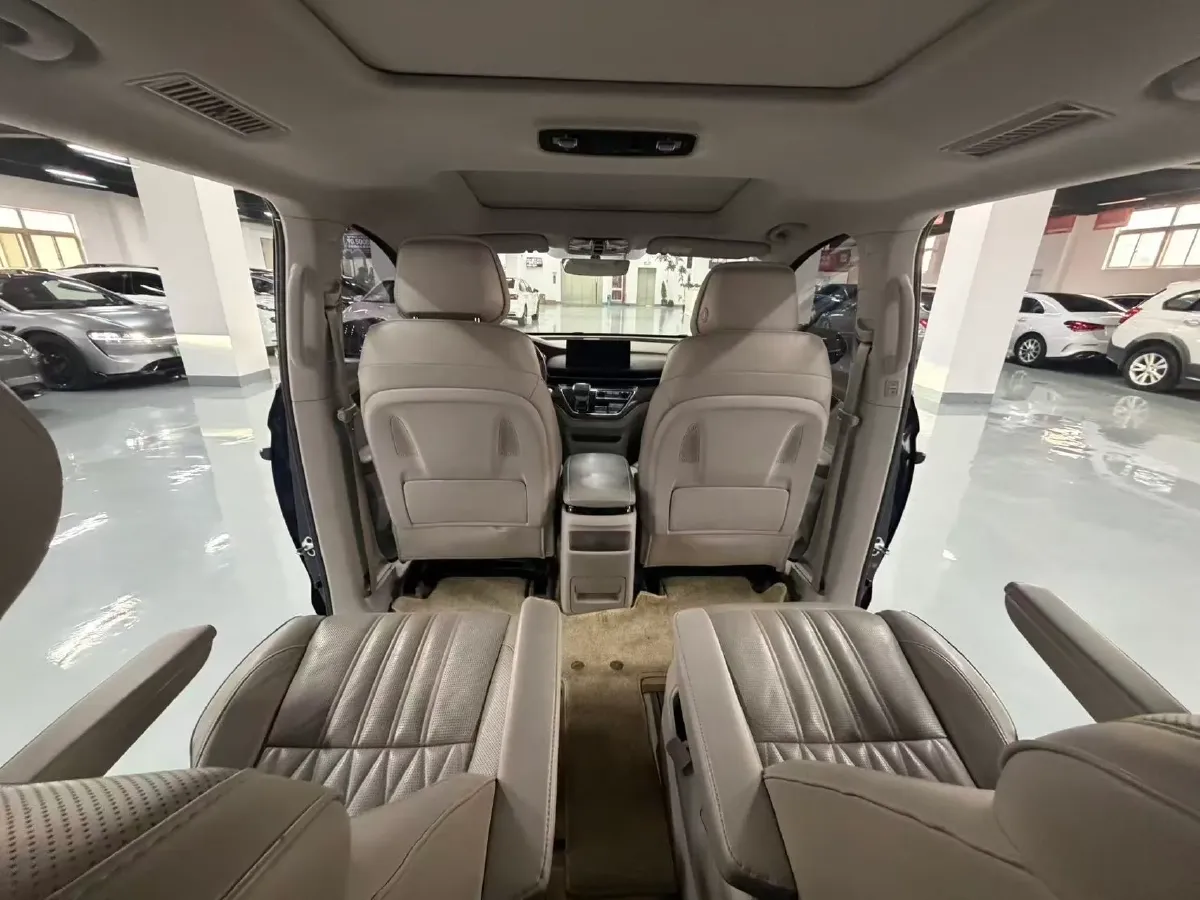 2022 Roewe iMAX8 BEV 90KWH,autocango,china used car exporter,china ev exporter,chinese used car exporter,chinese used ev exporter