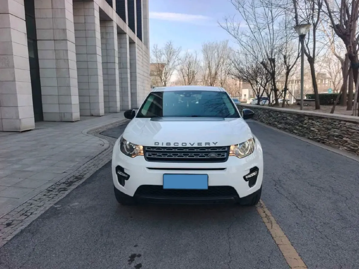 2018 Land Rover Discovery Sport 2.0T 200HP L4 9AT,autocango,china used car exporter,china ev exporter,chinese used car exporter,chinese used ev exporter