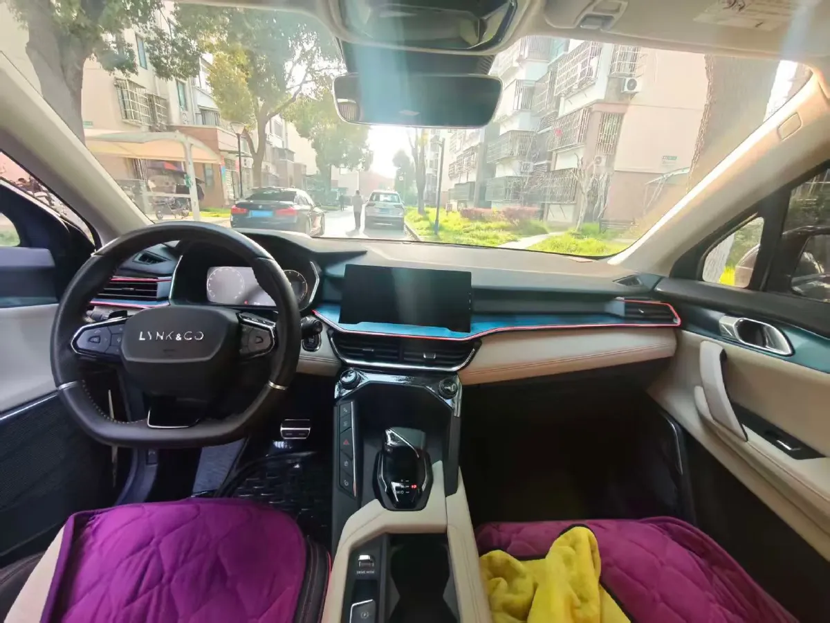 2020 LYNK&CO 06 1.5T 177HP L3 7DCT,autocango,china used car exporter,china ev exporter,chinese used car exporter,chinese used ev exporter