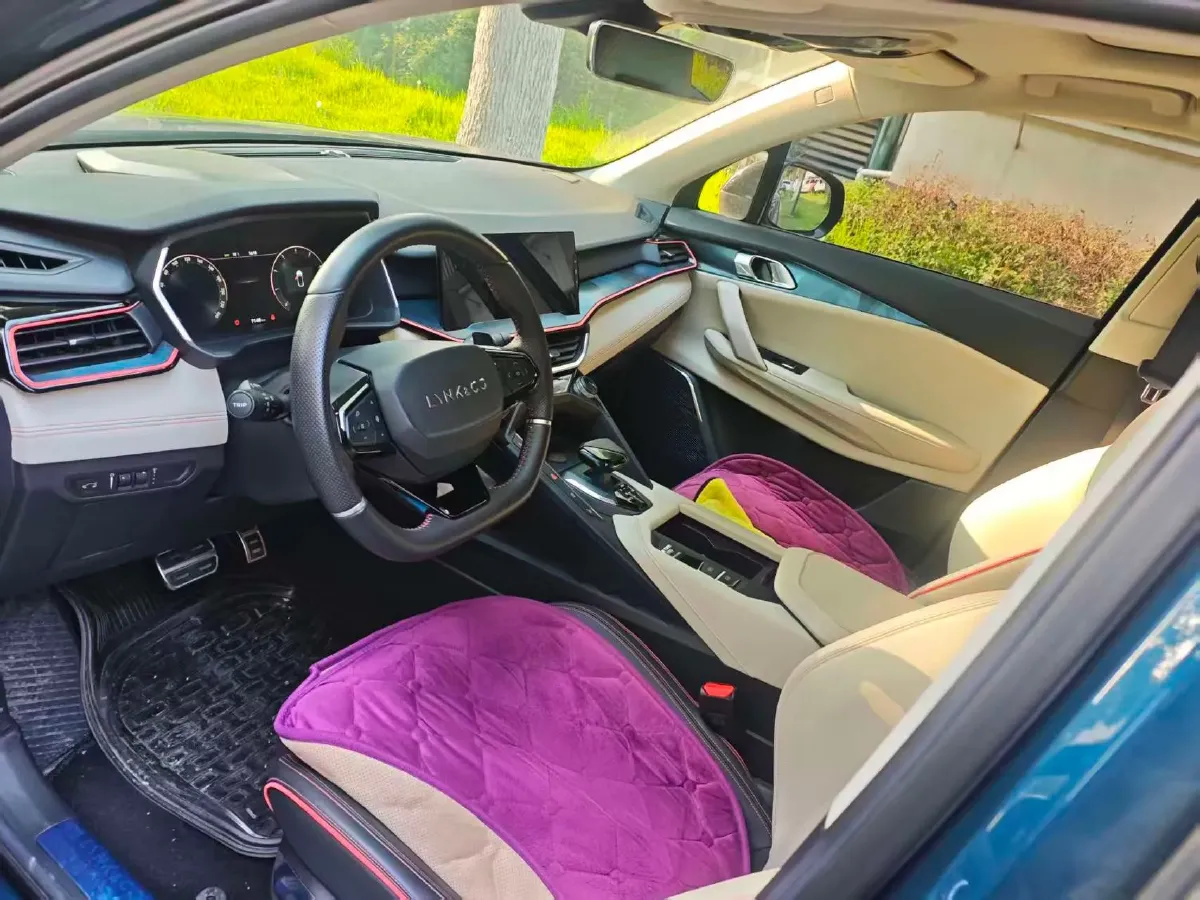 2020 LYNK&CO 06 1.5T 177HP L3 7DCT,autocango,china used car exporter,china ev exporter,chinese used car exporter,chinese used ev exporter