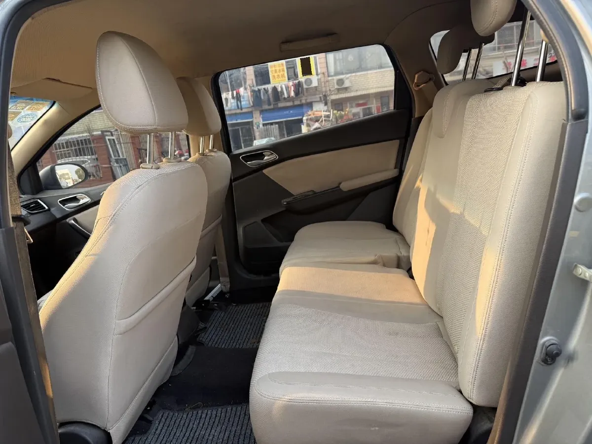 2019 Golden Dragon New Era Sea Lion 2.0L 102HP L4 5MT,autocango,china used car exporter,china ev exporter,chinese used car exporter,chinese used ev exporter