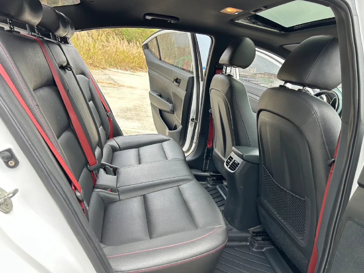 2019 Hyundai Elantra 1.4T 130HP L4 7DCT,autocango,china used car exporter,china ev exporter,chinese used car exporter,chinese used ev exporter