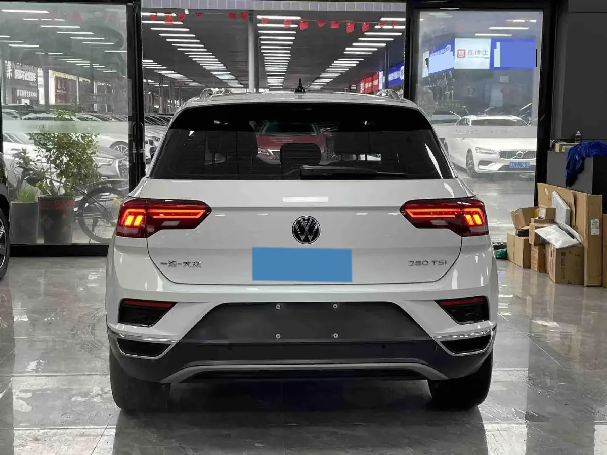 2022 Volkswagen T-Roc 1.4T 150HP L4 7DCT,autocango,china used car exporter,china ev exporter,chinese used car exporter,chinese used ev exporter