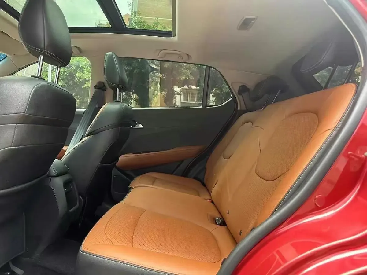 2017 HaiMa S5 Young Edition 1.6L 122HP L4 5MT,autocango,china used car exporter,china ev exporter,chinese used car exporter,chinese used ev exporter