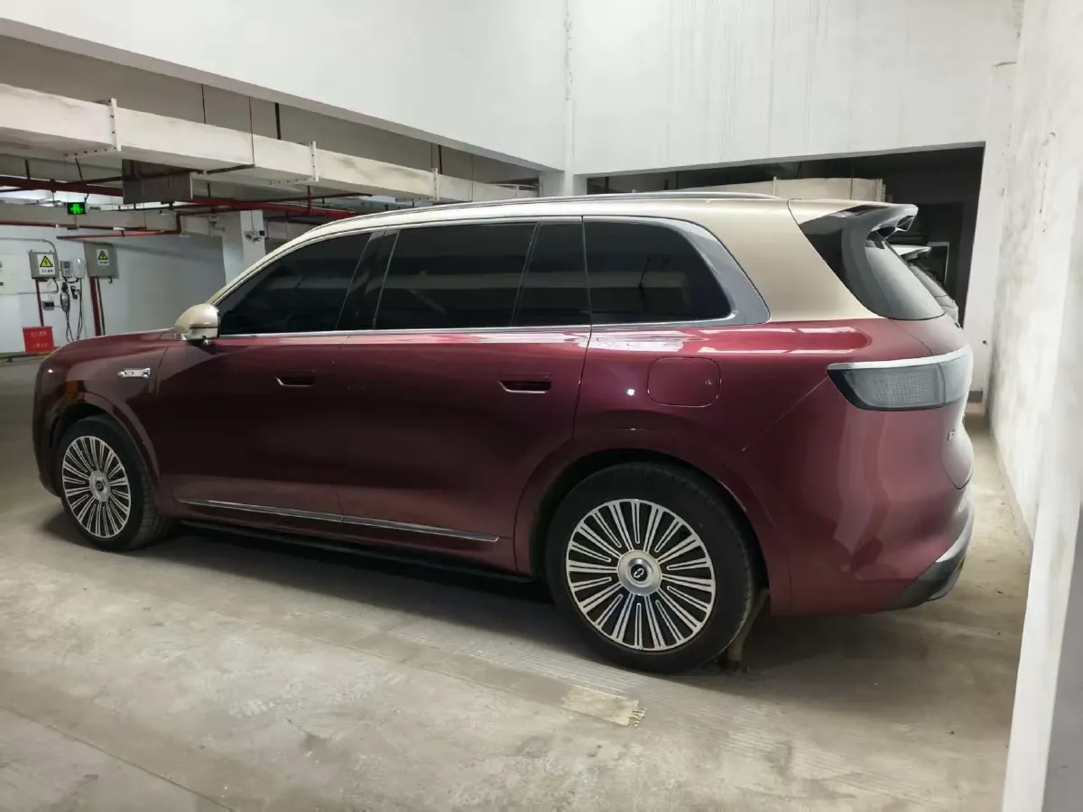 2025 AITO AITO M8 REEV 160HP REEV 53.4KWH,autocango,china used car exporter,china ev exporter,chinese used car exporter,chinese used ev exporter
