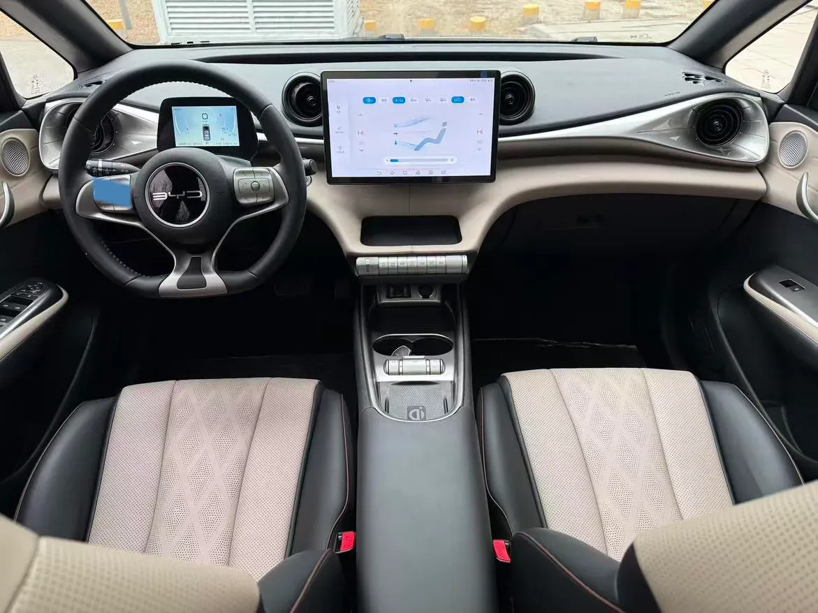 2023 BYD Dolphin BEV 44.928KWH,autocango,china used car exporter,china ev exporter,chinese used car exporter,chinese used ev exporter