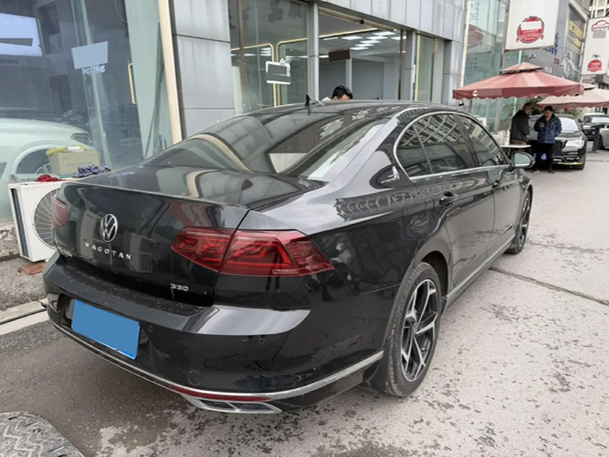 2023 Volkswagen Magotan 2.0T 186HP L4 7DCT,autocango,china used car exporter,china ev exporter,chinese used car exporter,chinese used ev exporter