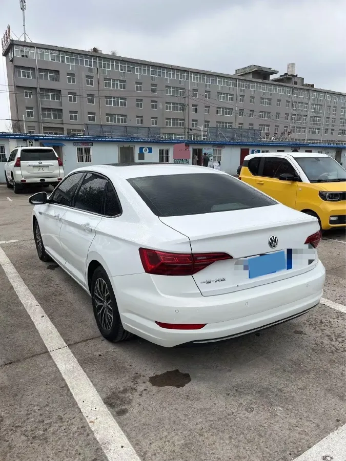 2019 Jeep Renegade 1.3T 173HP L4 7DCT,autocango,china used car exporter,china ev exporter,chinese used car exporter,chinese used ev exporter