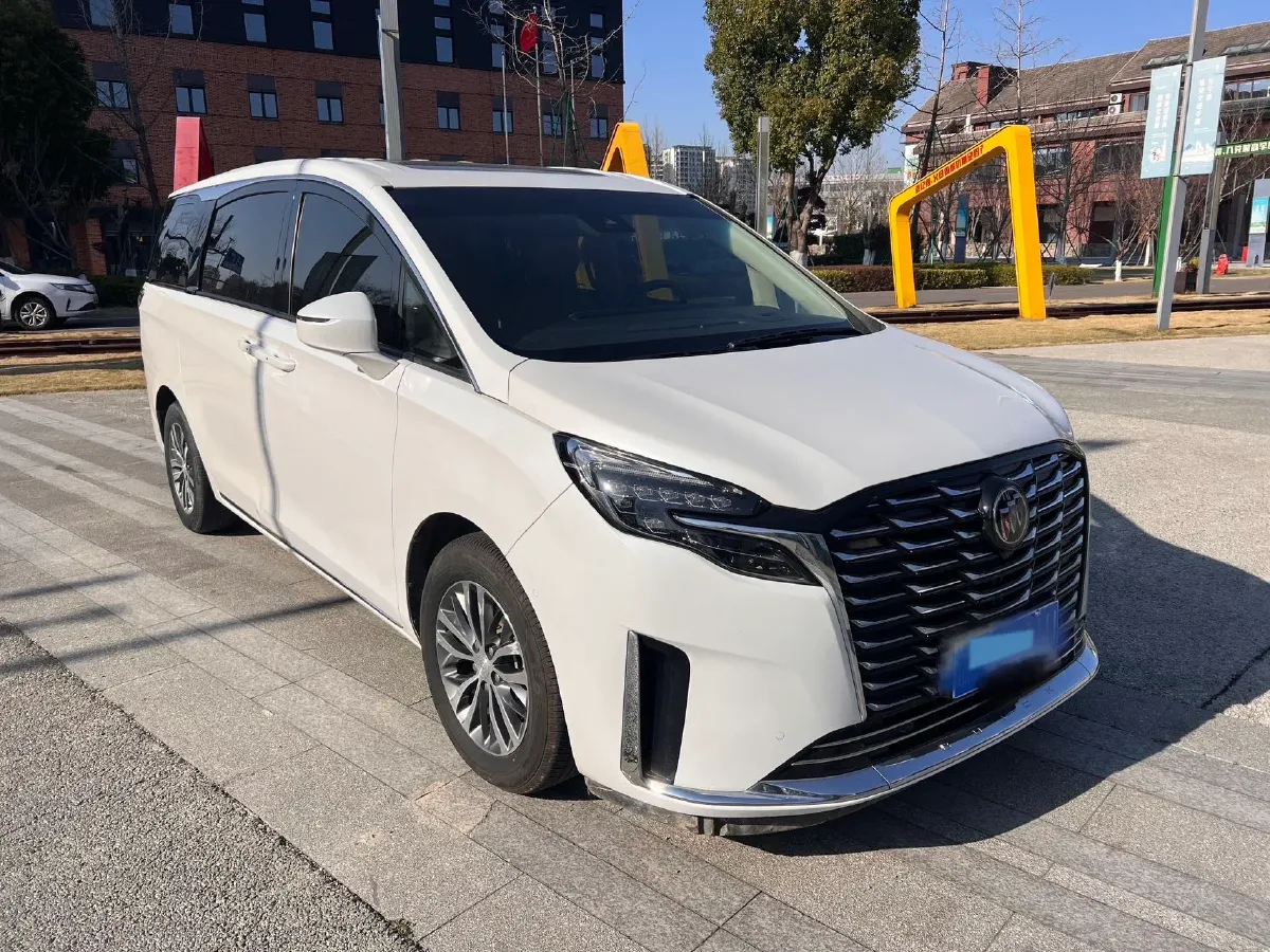 2023 Buick GL8 2.0T 237HP L4 9AT,autocango,china used car exporter,china ev exporter,chinese used car exporter,chinese used ev exporter