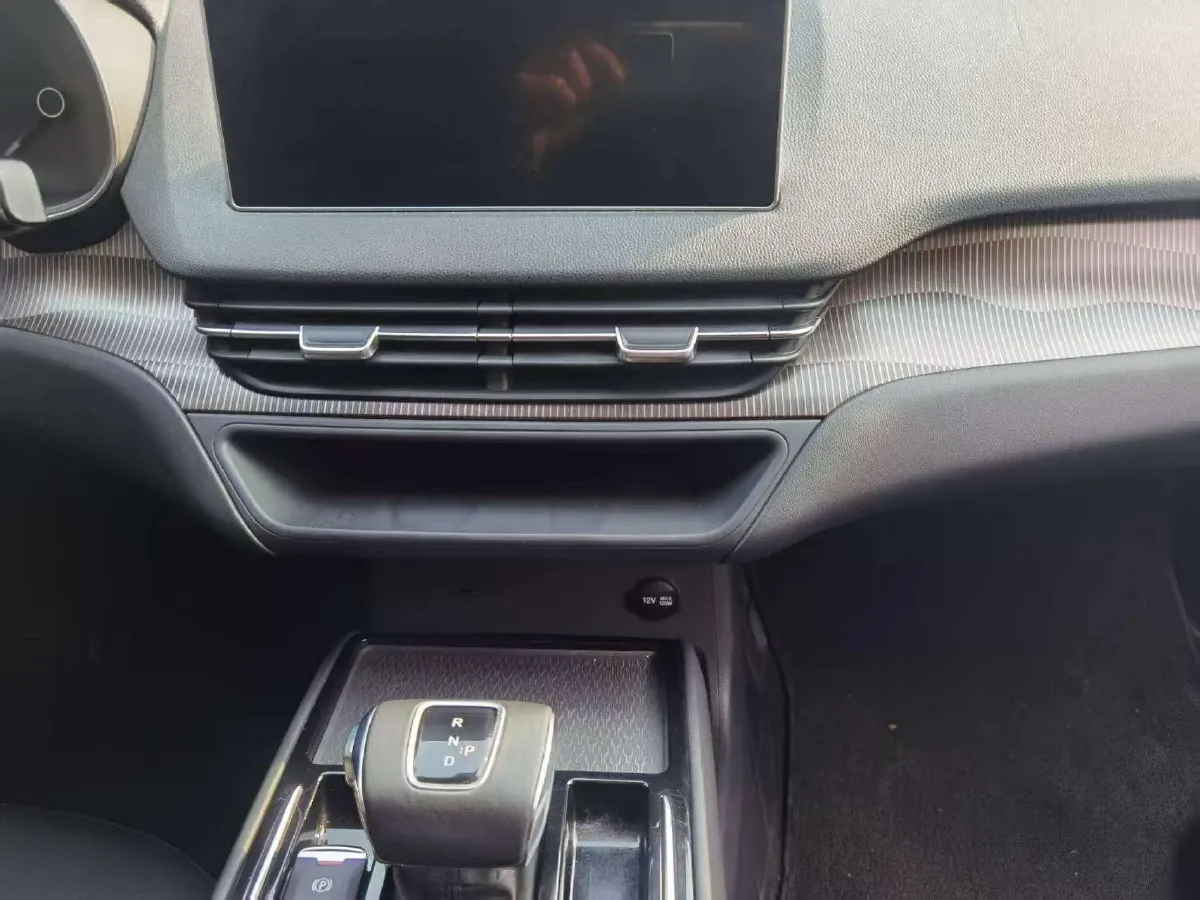 2022 HongQi E-QM5 BEV 54KWH,autocango,china used car exporter,china ev exporter,chinese used car exporter,chinese used ev exporter