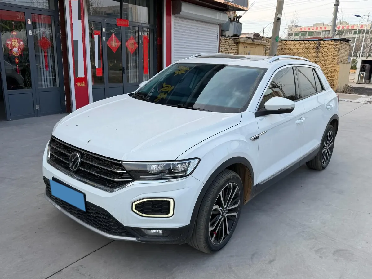 2021 Volkswagen T-Roc 1.4T 150HP L4 7DCT,autocango,china used car exporter,china ev exporter,chinese used car exporter,chinese used ev exporter