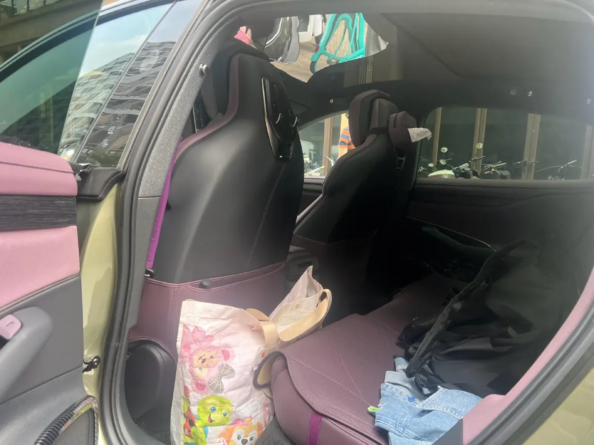 2024 MI SU7 BEV 94.3KWH,autocango,china used car exporter,china ev exporter,chinese used car exporter,chinese used ev exporter