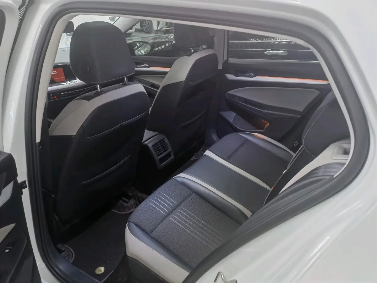 2021 Volkswagen Golf 1.4T 150HP L4 7DCT,autocango,china used car exporter,china ev exporter,chinese used car exporter,chinese used ev exporter