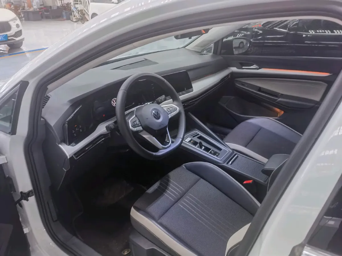 2021 Volkswagen Golf 1.4T 150HP L4 7DCT,autocango,china used car exporter,china ev exporter,chinese used car exporter,chinese used ev exporter