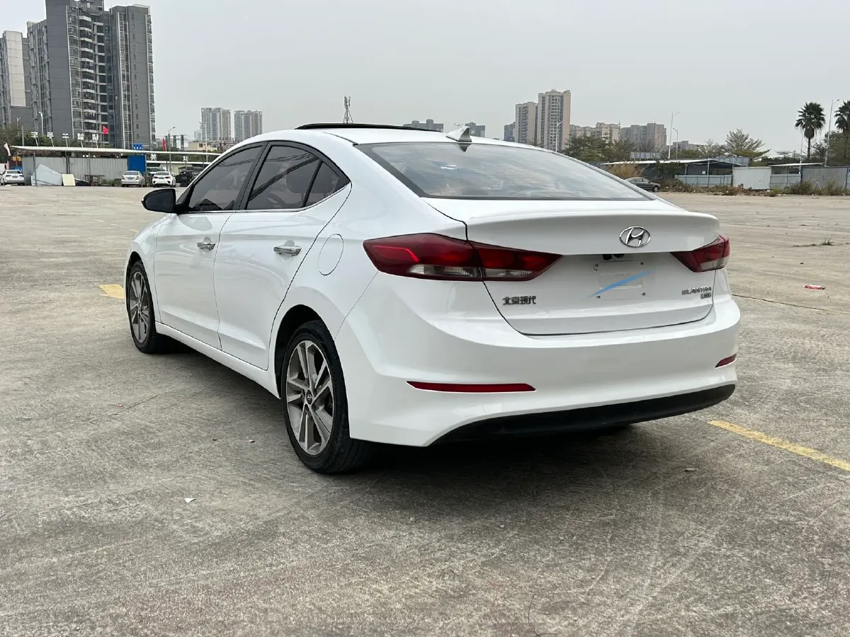 2016 Hyundai Elantra 1.6L 130HP L4 6AT,autocango,china used car exporter,china ev exporter,chinese used car exporter,chinese used ev exporter