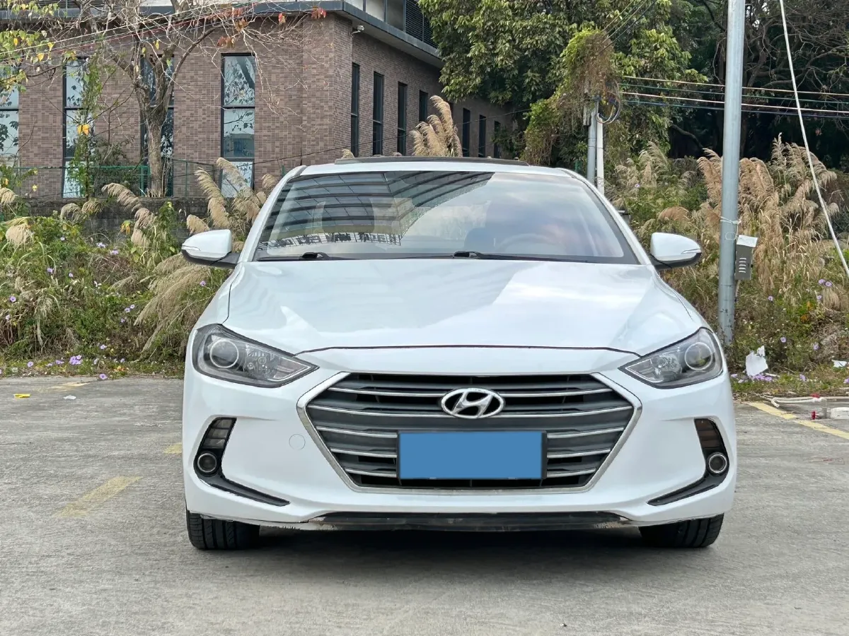 2016 Hyundai Elantra 1.6L 130HP L4 6AT,autocango,china used car exporter,china ev exporter,chinese used car exporter,chinese used ev exporter