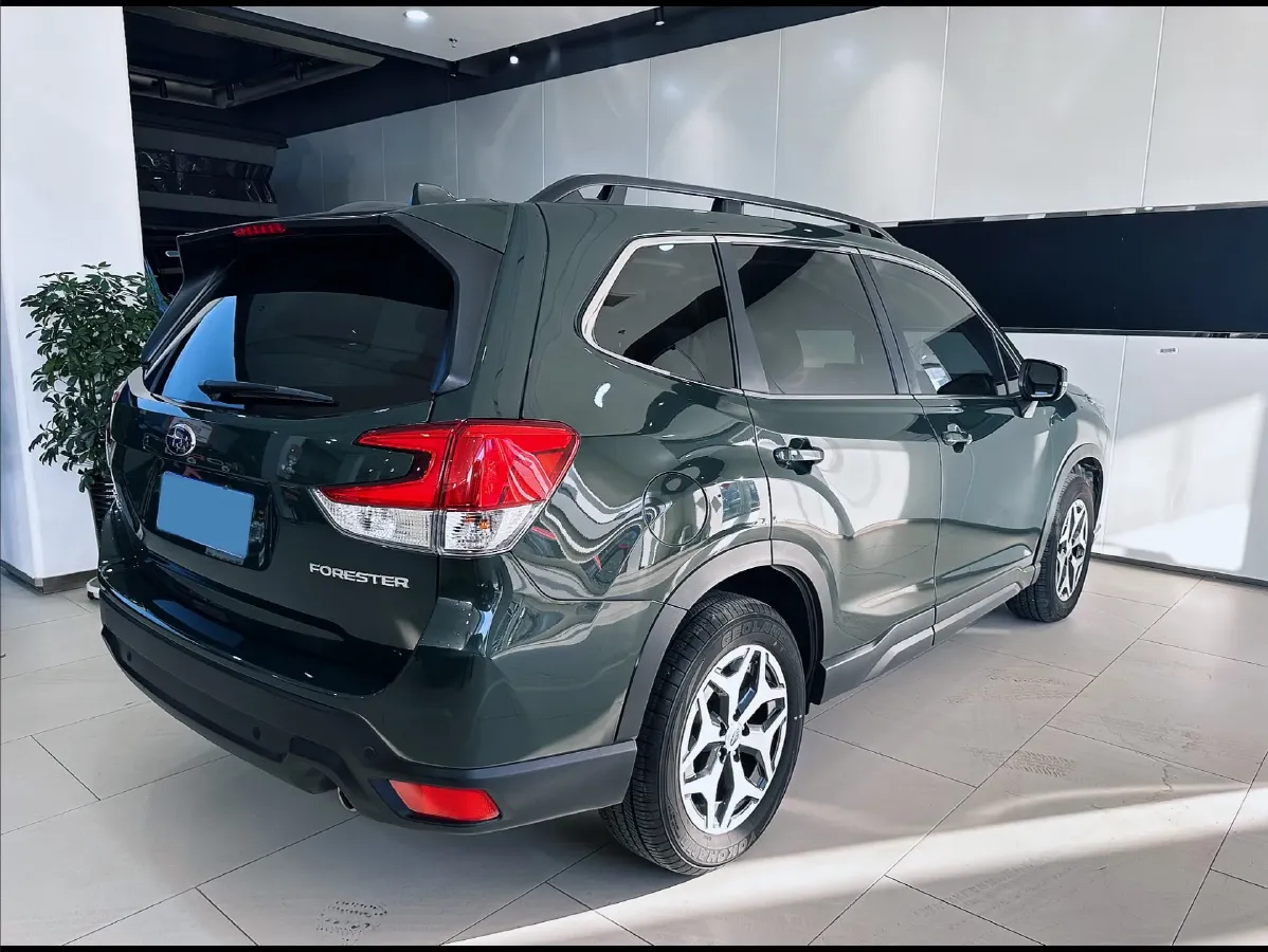 2022 Subaru Forester 2.0L 154HP H4 CVT,autocango,china used car exporter,china ev exporter,chinese used car exporter,chinese used ev exporter