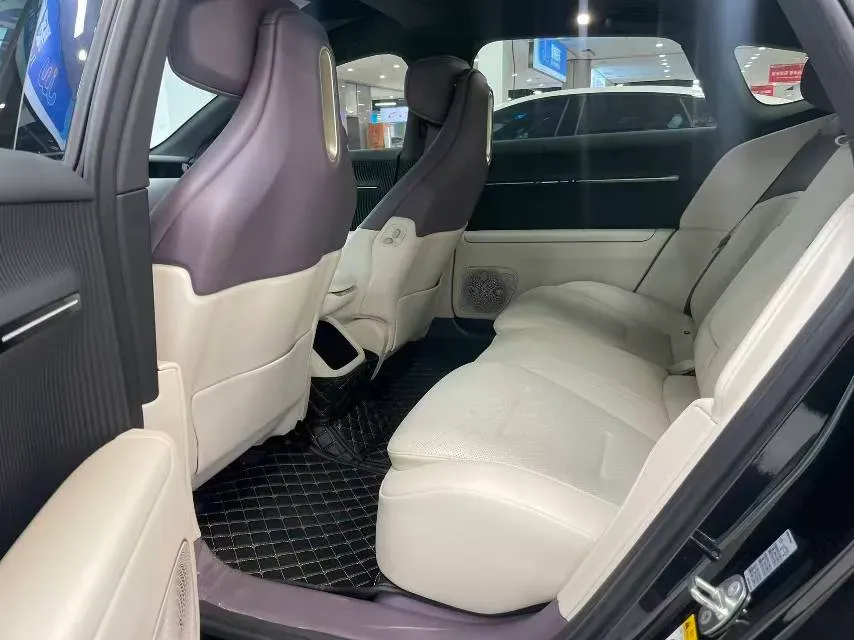 2025 Avatr 12 1.5T 156HP L4 REEV 39.05KWH,autocango,china used car exporter,china ev exporter,chinese used car exporter,chinese used ev exporter