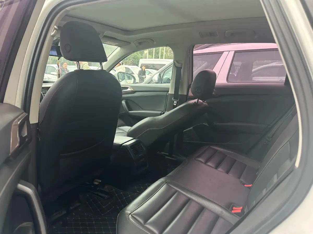 2020 Volkswagen Tharu 1.4T 150HP L4 7DCT,autocango,china used car exporter,china ev exporter,chinese used car exporter,chinese used ev exporter