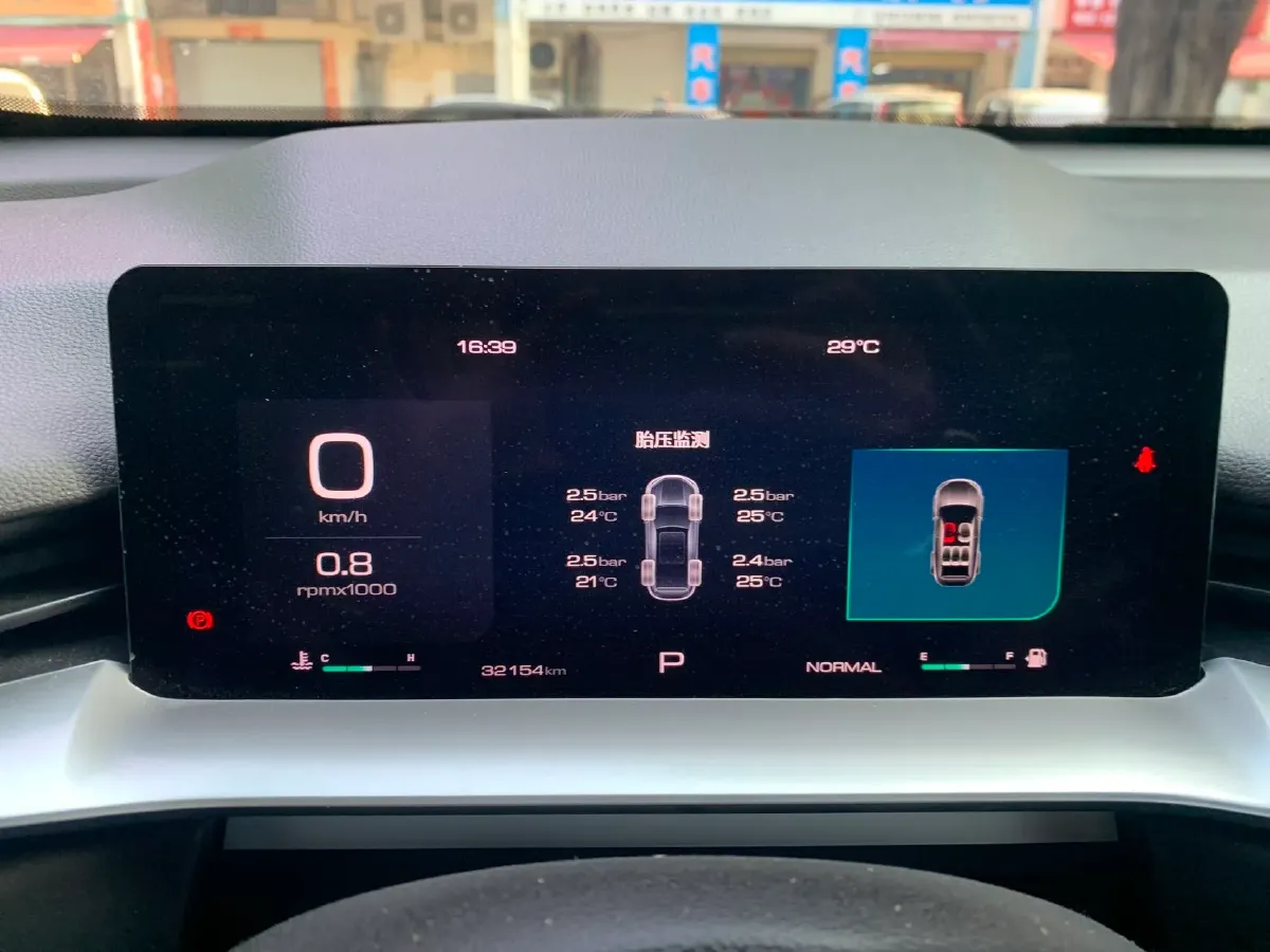 2021 Haval H6 1.5T 169HP L4 7DCT,autocango,china used car exporter,china ev exporter,chinese used car exporter,chinese used ev exporter