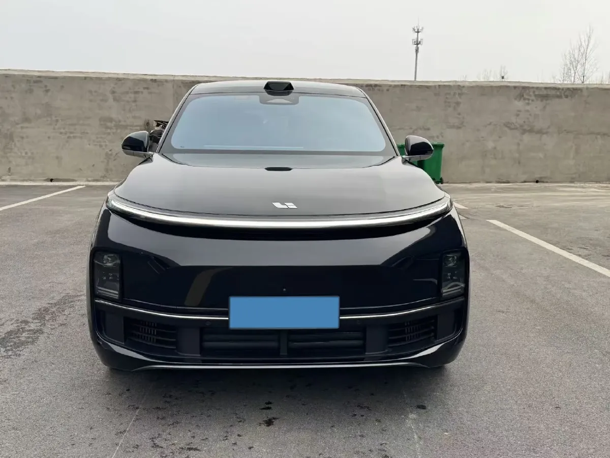 2022 Li L9 Range Extended 154HP REEV 42.6KWH,autocango,china used car exporter,china ev exporter,chinese used car exporter,chinese used ev exporter