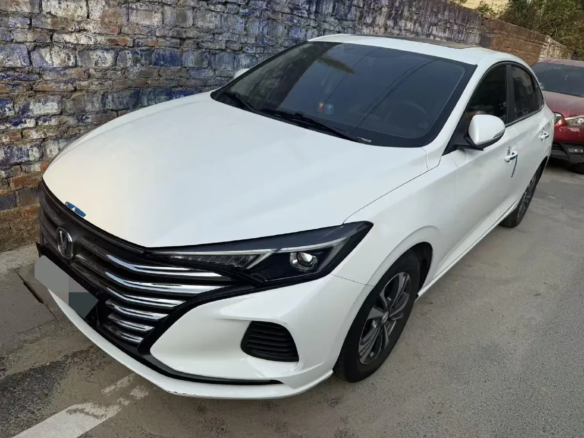 2022 ChangAn Eado 1.6L 128HP L4 CVT,autocango,china used car exporter,china ev exporter,chinese used car exporter,chinese used ev exporter