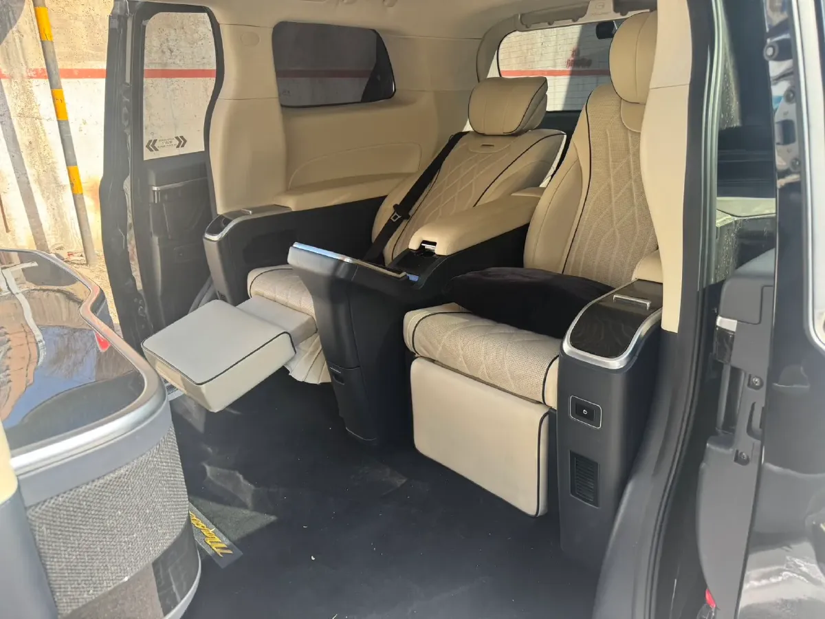 2021 GAC Trumpchi M8 2.0T 252HP L4 8AT,autocango,china used car exporter,china ev exporter,chinese used car exporter,chinese used ev exporter